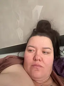 SunnyLeila2101 online show from 12/05/25, 09:52