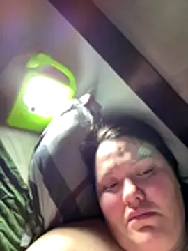 SunnyLeila2101 online show from 12/18/25, 04:06