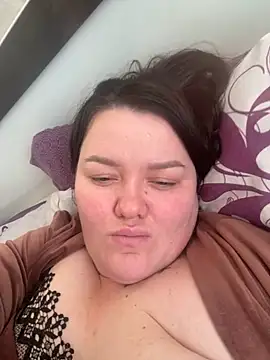 SunnyLeila2101 online show from 11/24/25, 01:00