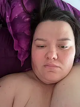 SunnyLeila2101 online show from 04/07/26, 03:52