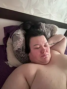 SunnyLeila2101 online show from 02/17/26, 06:44