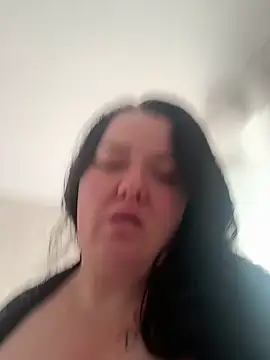 SunnyLeila2101 online show from 11/15/25, 08:51