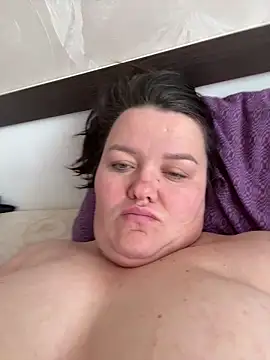 SunnyLeila2101 online show from 04/15/26, 07:36