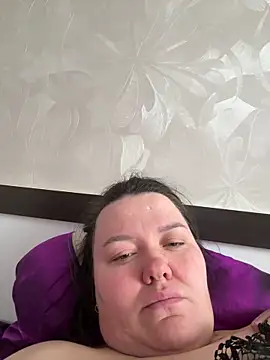 SunnyLeila2101 online show from 04/10/26, 10:33