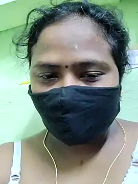 Snapshot of Tamilreethu chatting on 10/02/25, 06:33 Tamilreethu online show from 10/02/25, 06:33