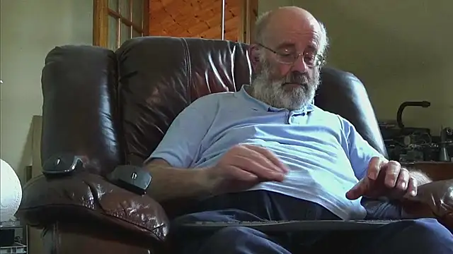 janzer13 online show from 11/08/25, 01:47