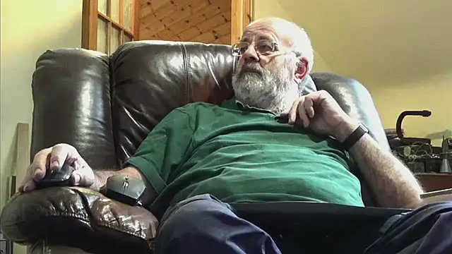 janzer13 online show from 09/14/25, 12:49