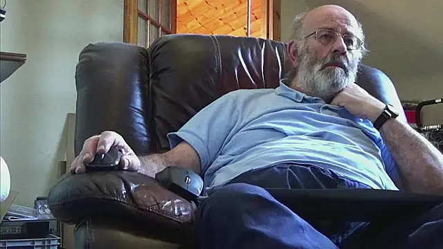 janzer13 online show from 02/15/26, 01:54