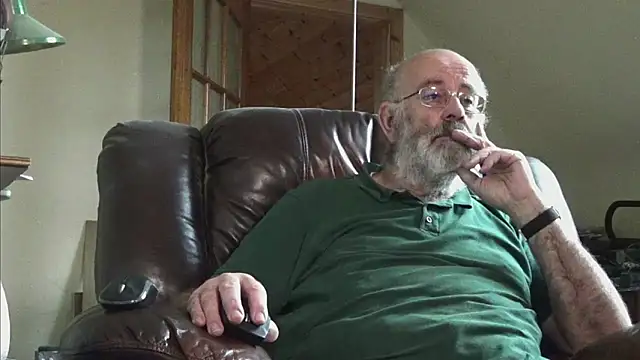 janzer13 online show from 10/30/25, 02:04