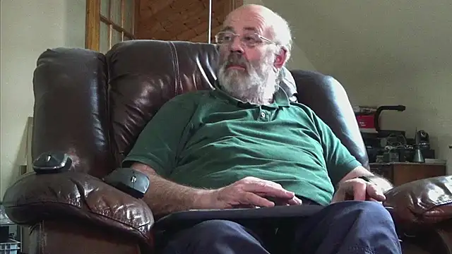 janzer13 online show from 11/27/25, 01:55