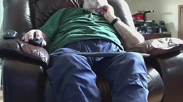 janzer13 online show from 03/27/26, 02:40