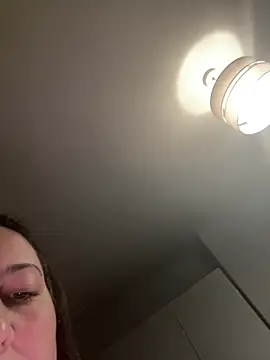 sexyBrunettex1 online show from 07/21/26, 09:49