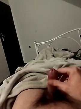 Snapshot of tip_hard_cock chatting on 09/24/25, 06:36 tip hard cock online show from 09/24/25, 06:36