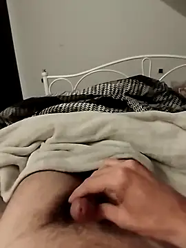 Snapshot of tip_hard_cock chatting on 10/25/25, 04:18 tip hard cock online show from 10/25/25, 04:18