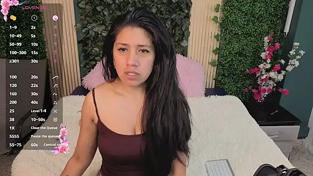 Snapshot of MihaCarther chatting on 10/04/25, 01:34 MihaCarther online show from 10/04/25, 01:34