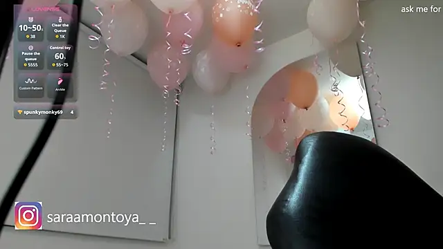 Snapshot of your_babydoll_ chatting on 07/12/26, 07:09 your babydoll online show from 07/12/26, 07:09
