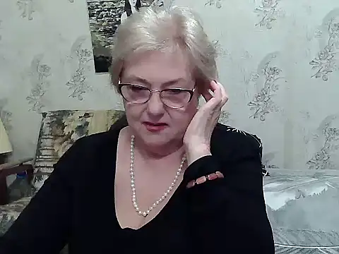 Snapshot of Renata62011 chatting on 05/31/26, 05:13 Renata62011 online show from 05/31/26, 05:13
