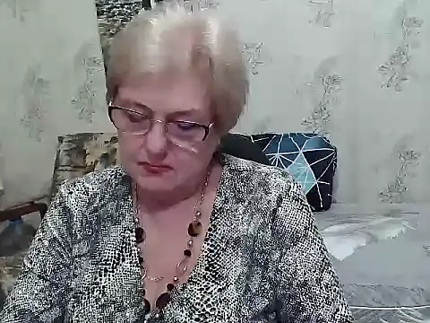 Renata62011 online show from 06/04/26, 05:39