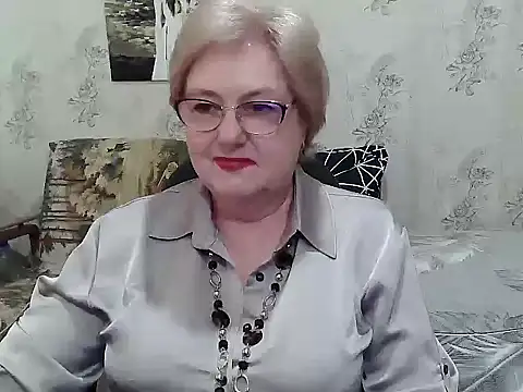 Snapshot of Renata62011 chatting on 05/18/26, 12:54 Renata62011 online show from 05/18/26, 12:54