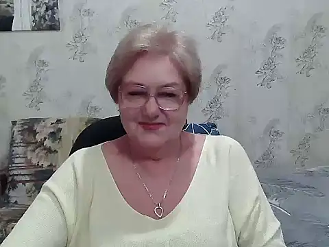 Renata62011 online show from 10/27/25, 11:22