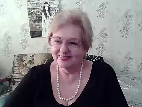 Renata62011 online show from 04/14/26, 12:21