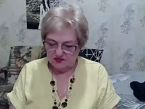 Snapshot of Renata62011 chatting on 05/24/26, 05:35 Renata62011 online show from 05/24/26, 05:35