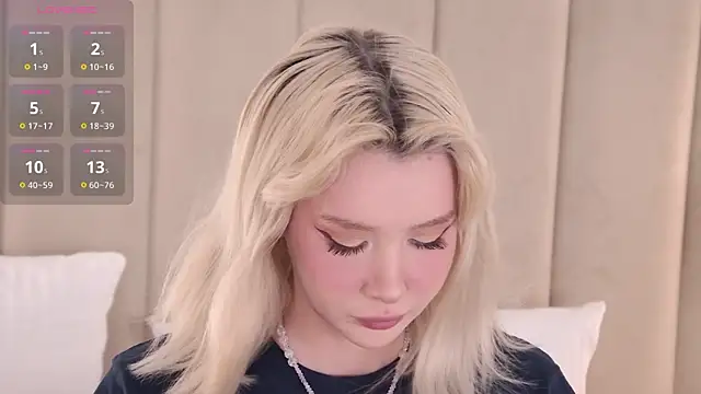 Snapshot of Nesolla chatting on 09/11/25, 01:33 Nesolla online show from 09/11/25, 01:33