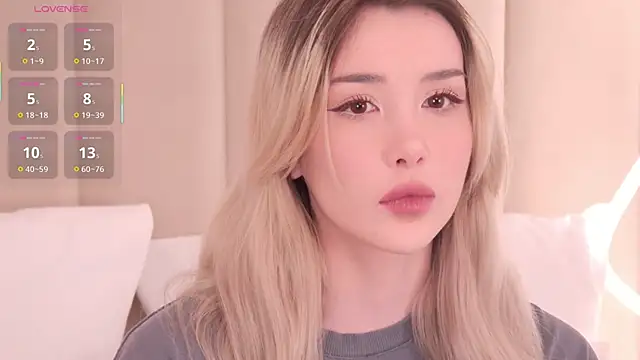 Snapshot of Nesolla chatting on 02/24/26, 07:15 Nesolla online show from 02/24/26, 07:15