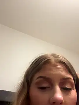 Snapshot of shokatt666 chatting on 12/15/25, 09:20 shokatt666 online show from 12/15/25, 09:20