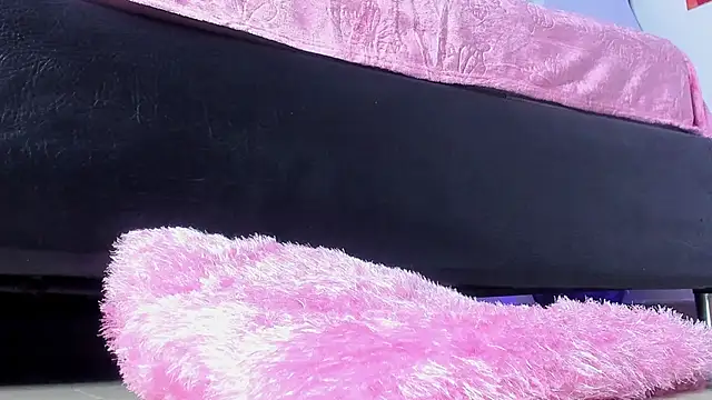 bell popperr  online show from 10/24/25, 11:31