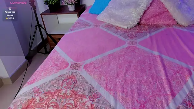 bell popperr  online show from 01/14/26, 07:17