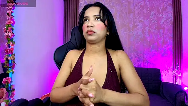 SophiaWalker 1 online show from 10/19/25, 12:08