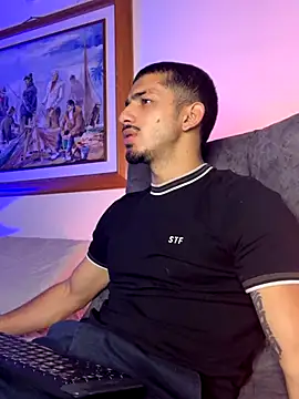 ArturoCardona  online show from 11/15/25, 11:36