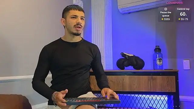 ArturoCardona  online show from 12/15/25, 12:00