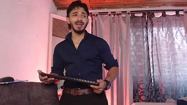 ArturoCardona  online show from 05/22/26, 05:55