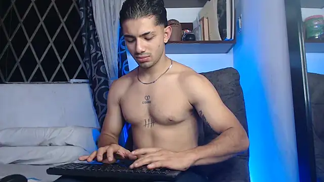 ArturoCardona  online show from 04/10/26, 12:50