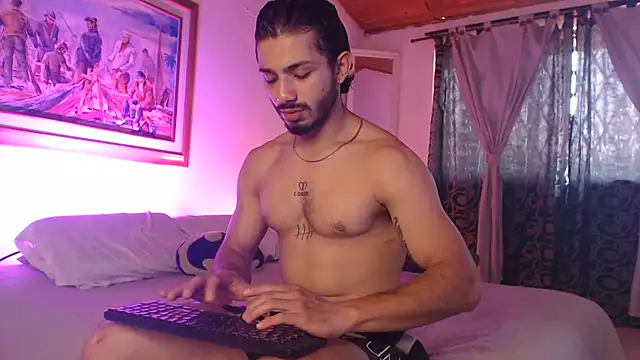 Snapshot of ArturoCardona_ chatting on 06/24/26, 04:27 ArturoCardona online show from 06/24/26, 04:27