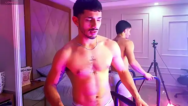 ArturoCardona  online show from 01/16/26, 02:26