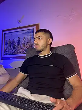 ArturoCardona  online show from 11/28/25, 02:06