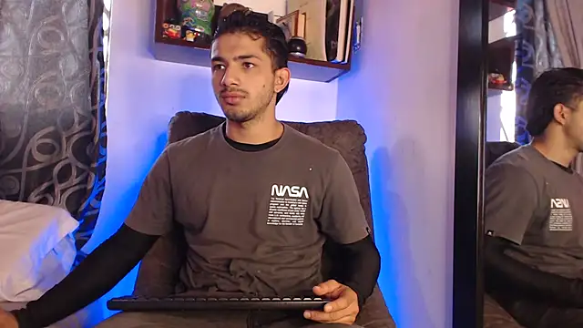 ArturoCardona  online show from 04/01/26, 12:06