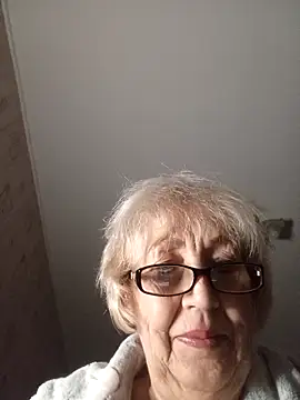 Anatolia5961 online show from 11/22/25, 02:10