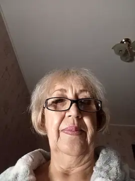 Anatolia5961 online show from 12/15/25, 02:50