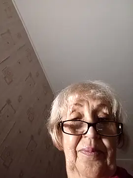 Anatolia5961 online show from 11/18/25, 04:05