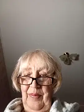 Anatolia5961 online show from 11/22/25, 04:06