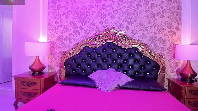 Lola Pierce online show from 09/16/25, 11:55