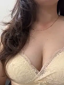 Linda288 online show from 12/01/25, 05:41