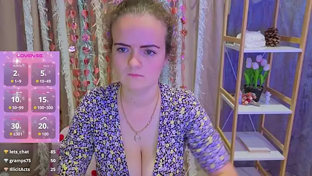 Luisa Rosee online show from 11/25/25, 09:48