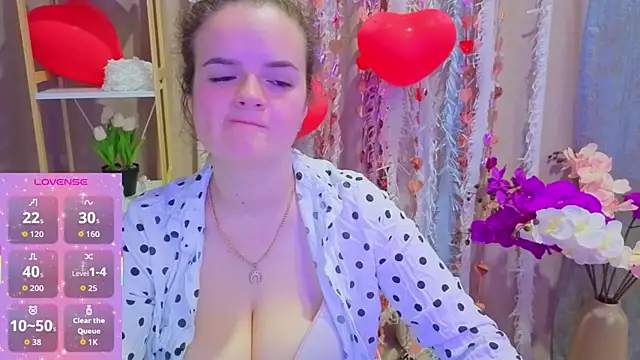 Snapshot of Luisa_Rosee chatting on 02/13/26, 08:20 Luisa Rosee online show from 02/13/26, 08:20