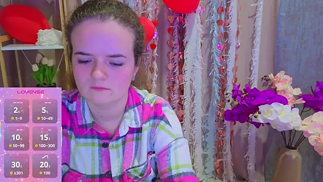 Snapshot of Luisa_Rosee chatting on 02/19/26, 08:17 Luisa Rosee online show from 02/19/26, 08:17