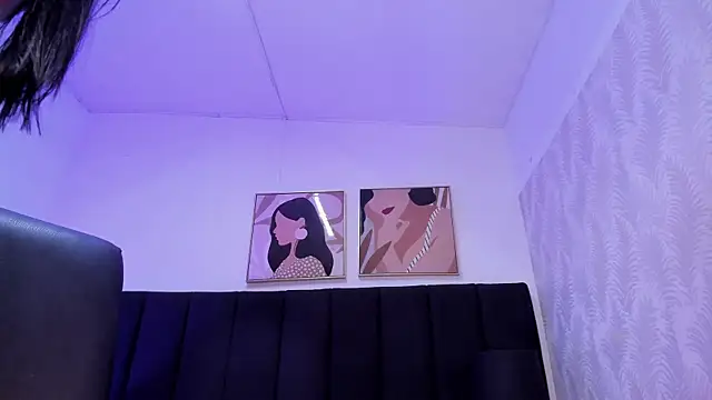 kaylaadams7 online show from 11/04/25, 11:47